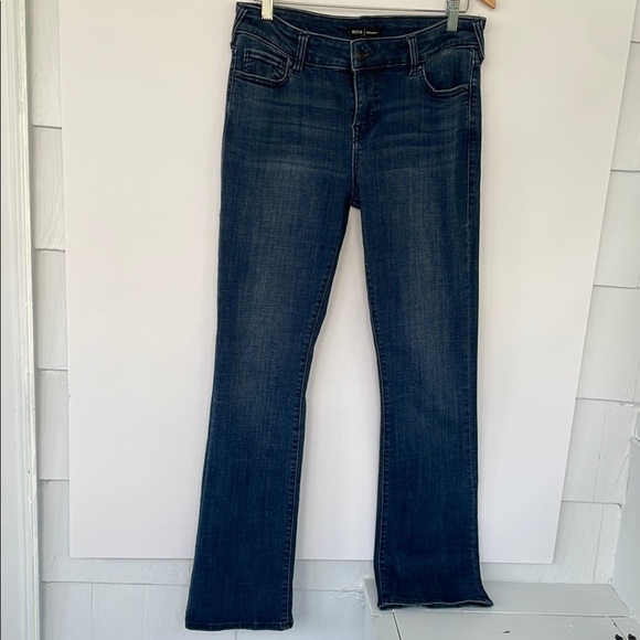 True Religion Becca Mid Rise Bootcut Jeans Size 29 - Picture 1 of 17